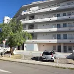 Rnet - 1-6 Puerto Madeira Canal View