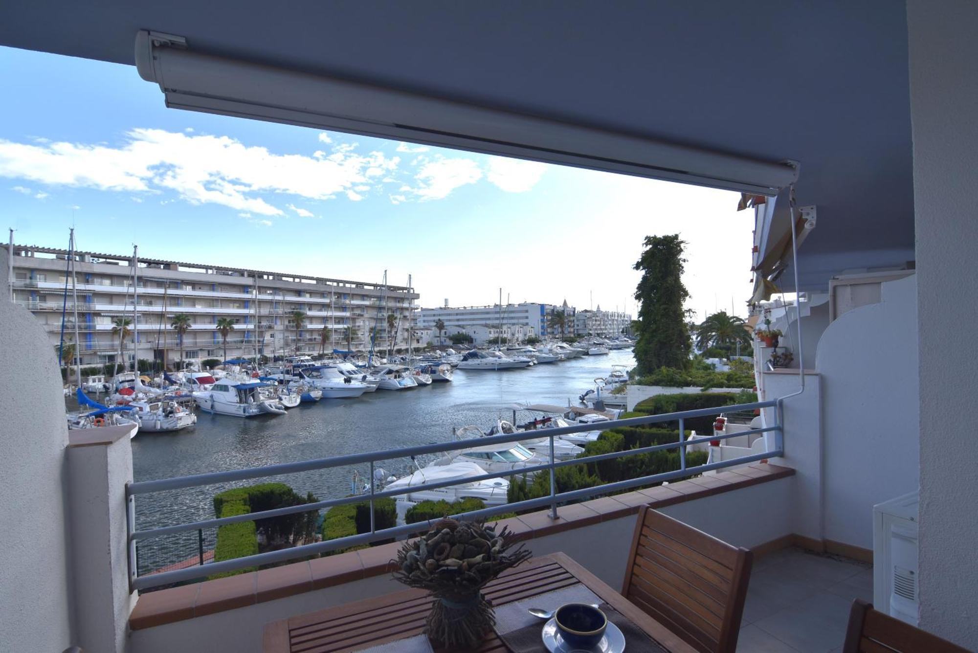 Rnet - 1-6 Puerto Madeira Canal View Appartement *